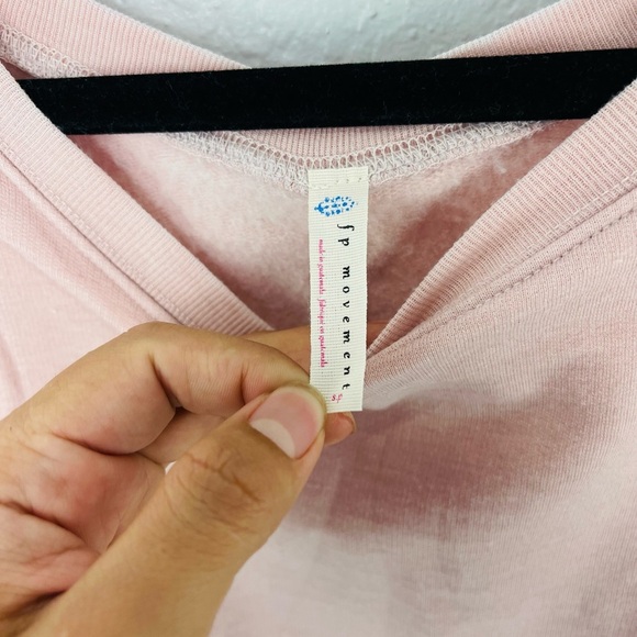 Free People Movement Cottonwood Pink Cropped Zuma Sweatshirt Top - Picture 7 of 12